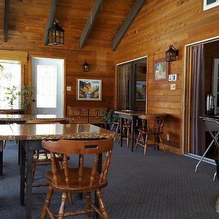 Auberge Ma Maison Sainte-Melanie Bagian luar foto