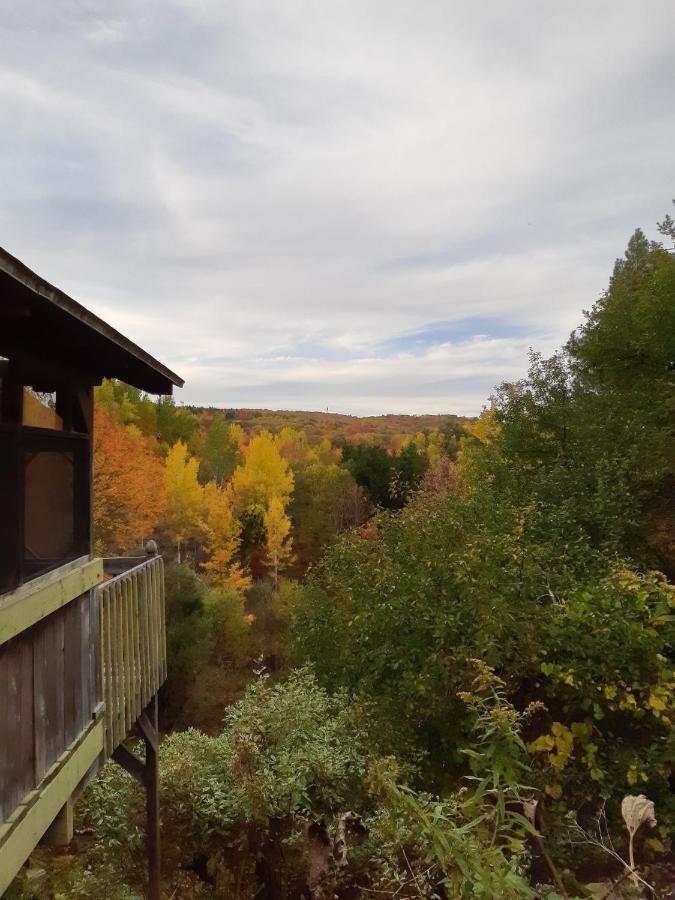 Auberge Ma Maison Sainte-Melanie Bagian luar foto
