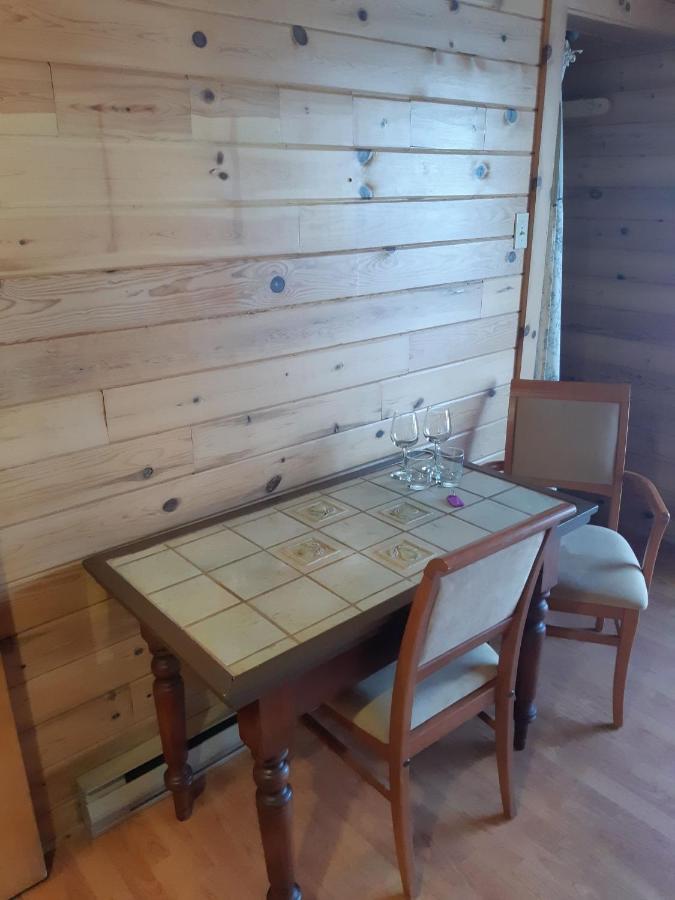 Auberge Ma Maison Sainte-Melanie Bagian luar foto