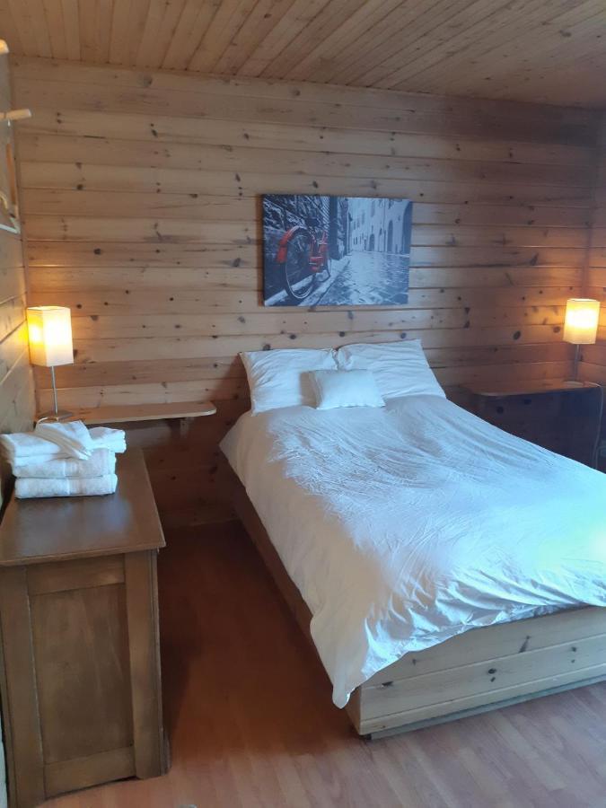 Auberge Ma Maison Sainte-Melanie Bagian luar foto