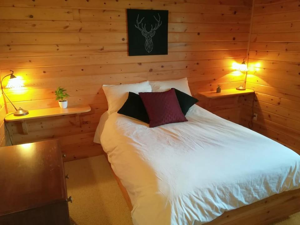 Auberge Ma Maison Sainte-Melanie Bagian luar foto